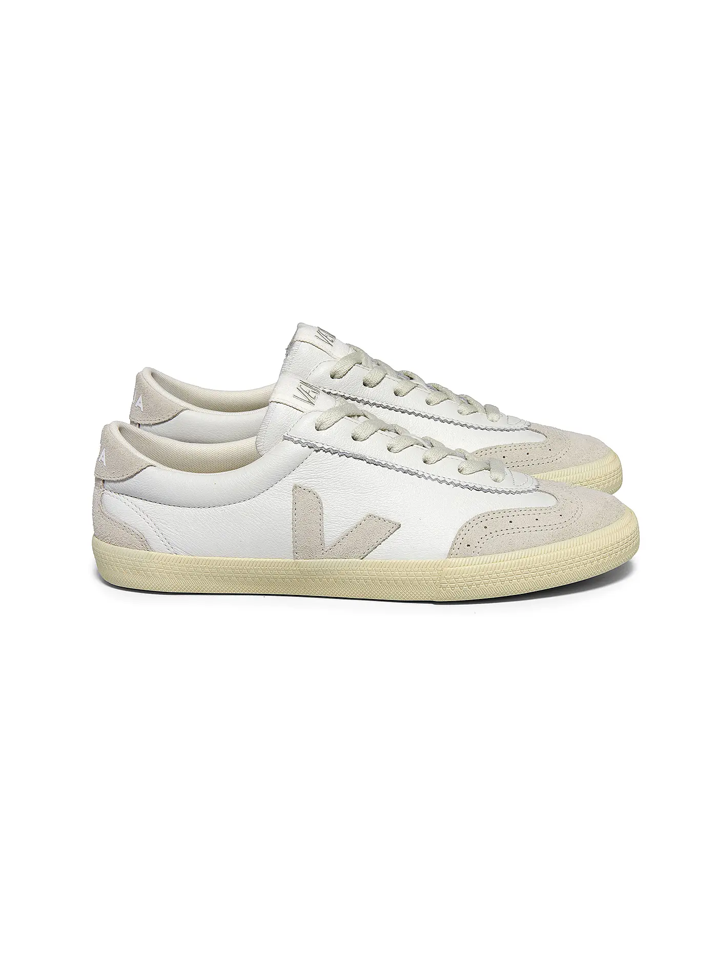 VEJA | Sneaker VOLLEY | weiss